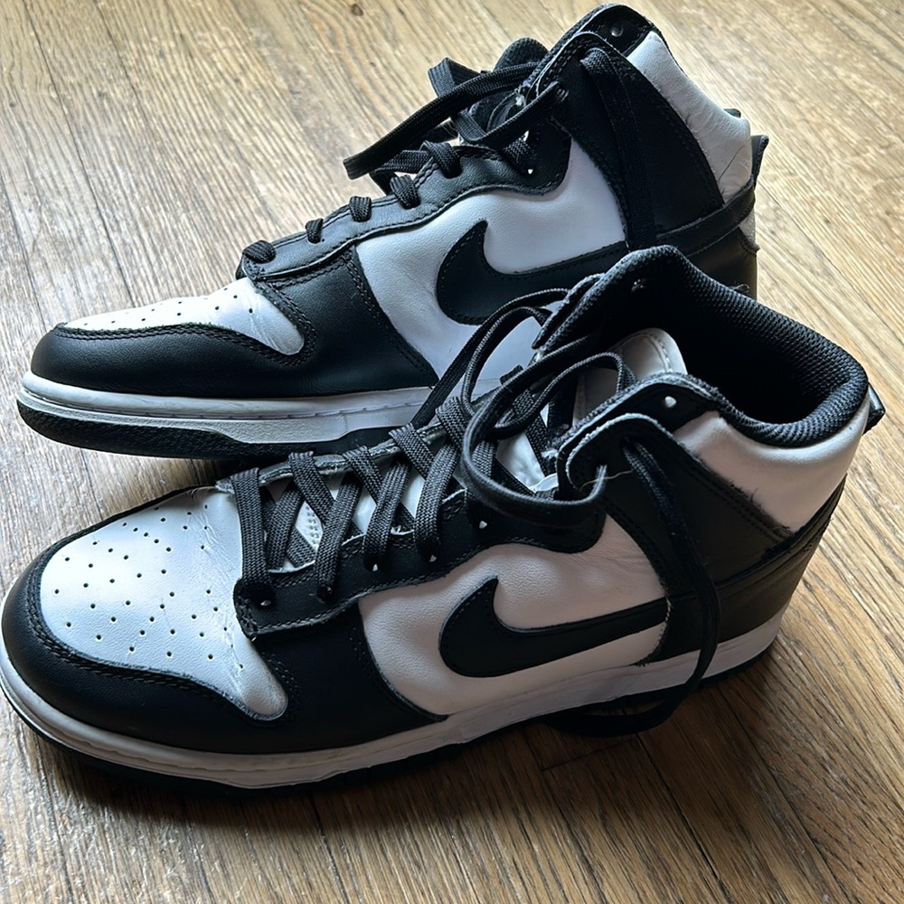 Men’s Nike High Dunks size 8